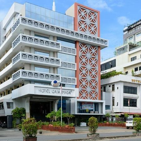 Hotel Gajahmada Понтианак Екстериор снимка