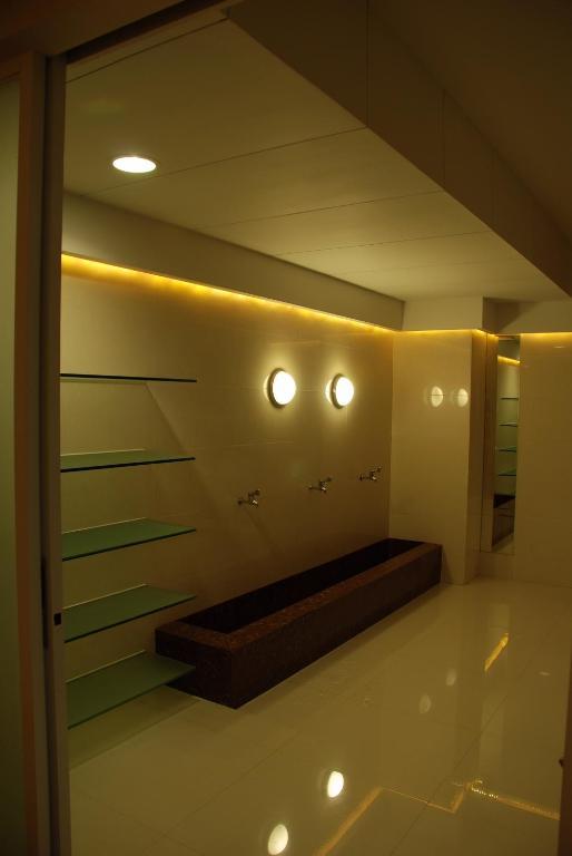 Hotel Gajahmada Понтианак Екстериор снимка